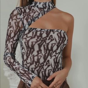 Miss Lola One Shoulder Bodysuit